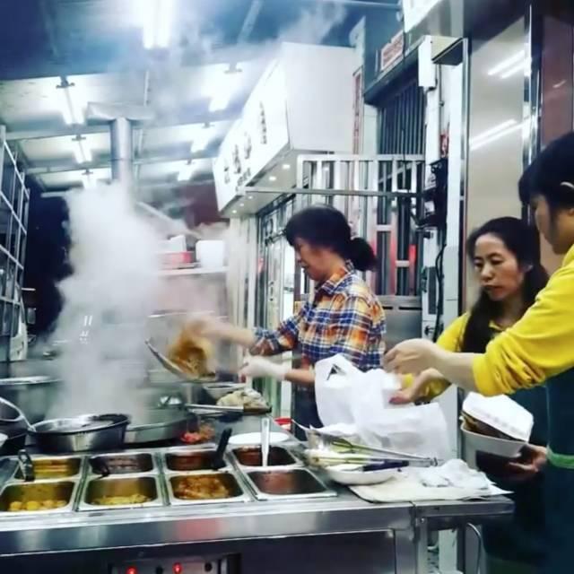 澳门六记粥面，探寻美食天堂的最佳去处