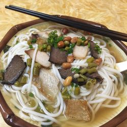 澳门六记粥粉，传统美食的现代演绎与价格探索