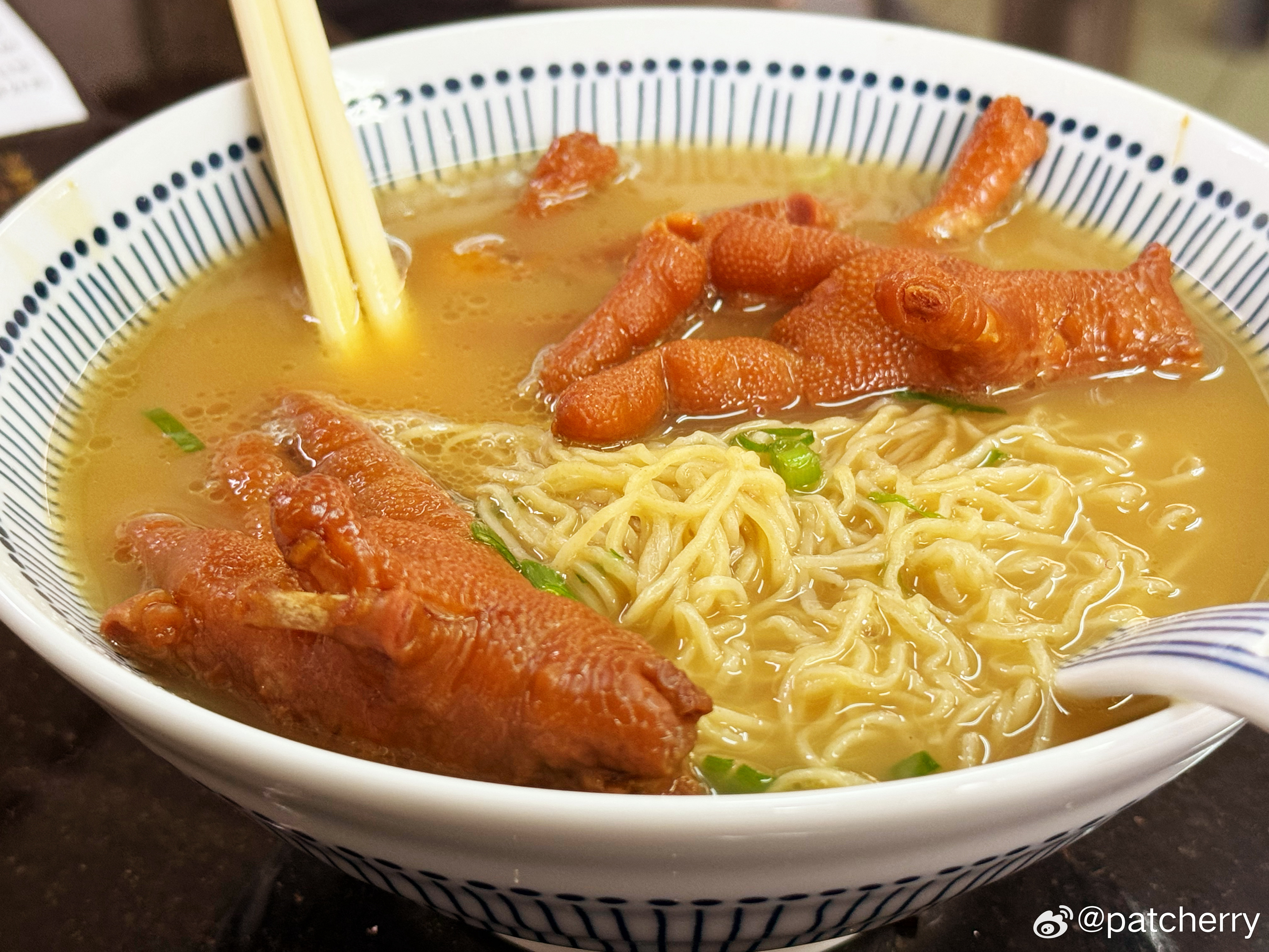 澳门六记粥面，传统与创新的味觉盛宴